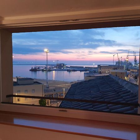 La Finestra Sul Porto Apartment Ancona Eksteriør billede