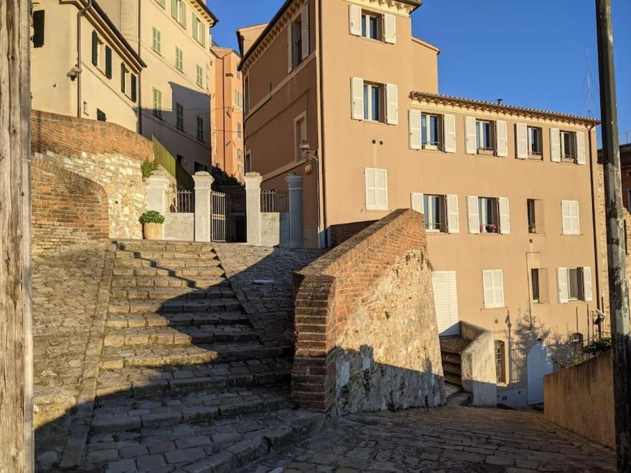 La Finestra Sul Porto Apartment Ancona Eksteriør billede